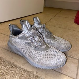 adidas alphabounces